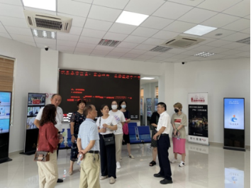 【区司法局政府开放日】市民零距离、沉浸式体验公证办理一线 ——青浦公证处开展政府开放日活动