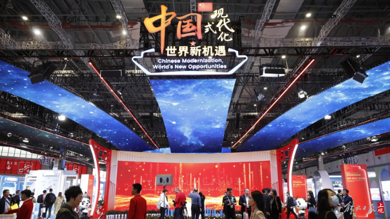 在“四叶草”感受开放暖意——进博会启示录（上）