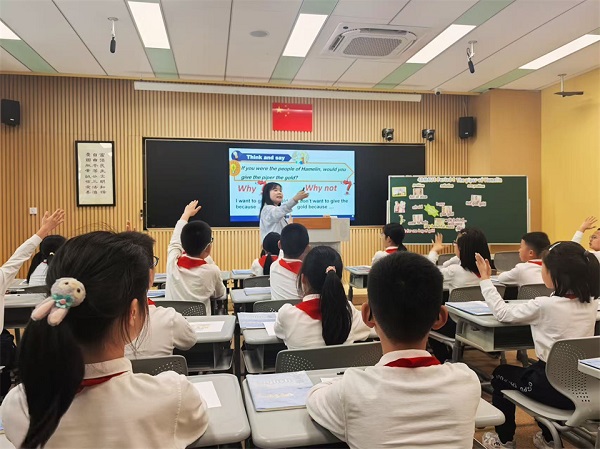 0521_093529_168.jpg 4.jpg