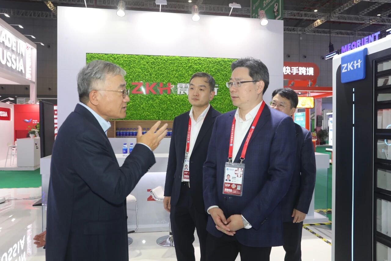 1106_082821_914.jpg 1106_082821_914.jpg