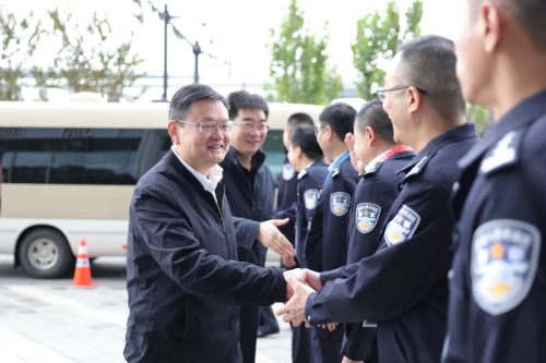 坚守岗位彰显担当，护航进博会“越办越好”！区领导分组慰问进博会青浦服务保障人员