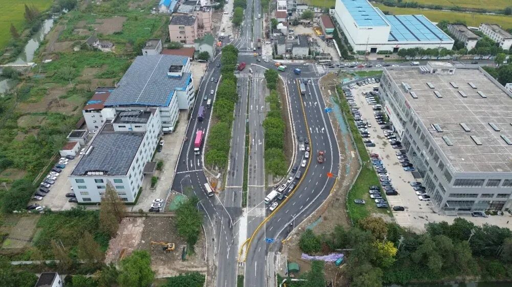 1209_141815_512.jpg 1209_141815_512.jpg