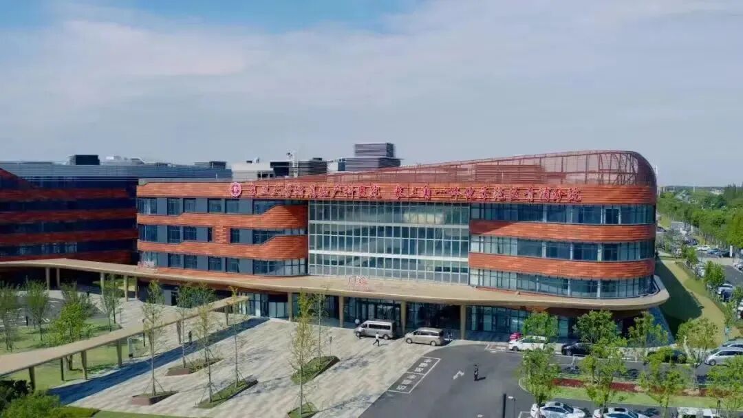 1209_141906_108.jpg 1209_141906_108.jpg