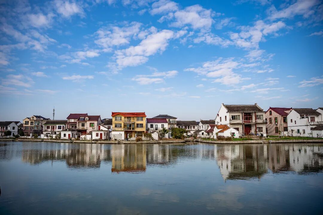 1216_100540_379.jpg 1216_100540_379.jpg