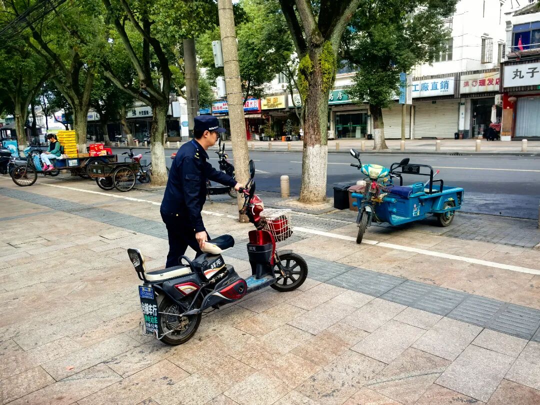 1216_100614_923.jpg 1216_100614_923.jpg