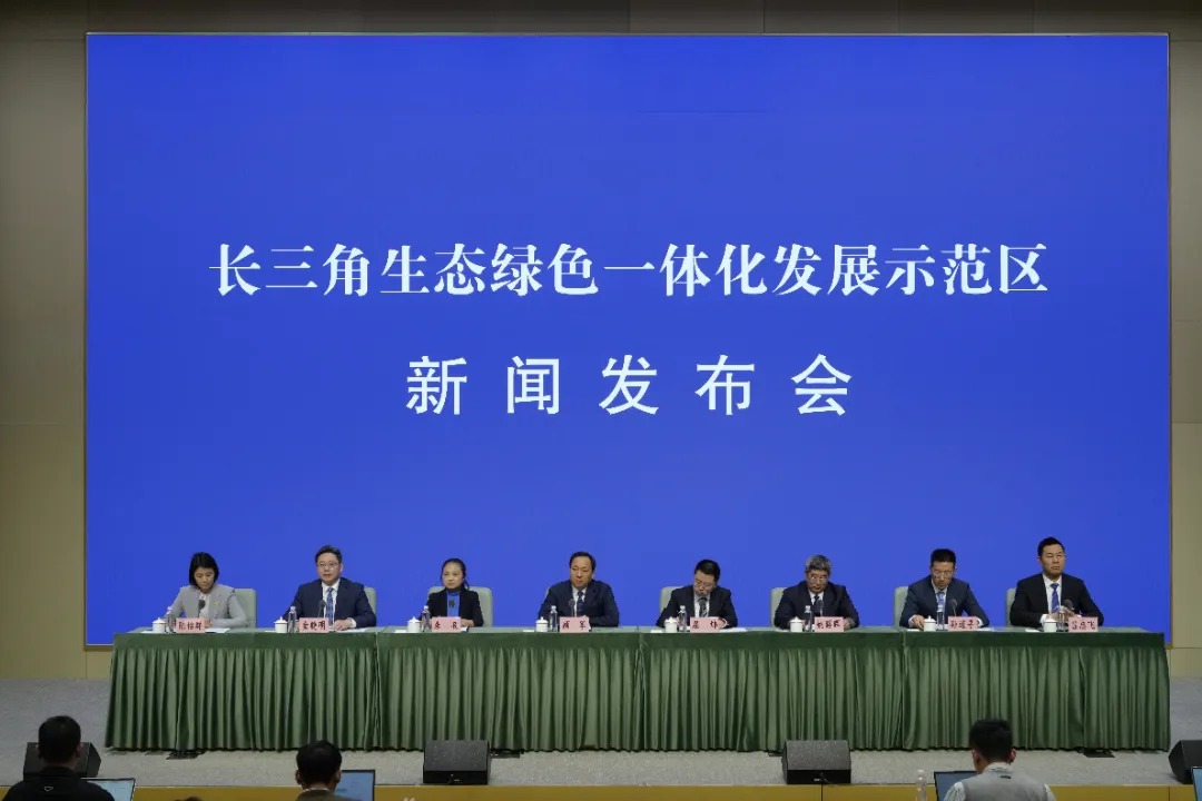 0130_095310_430.jpg 0130_095310_430.jpg