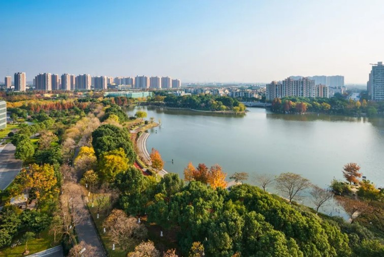 跟着半马游青浦，超燃！2024青浦新城半程马拉松赛即将开赛！