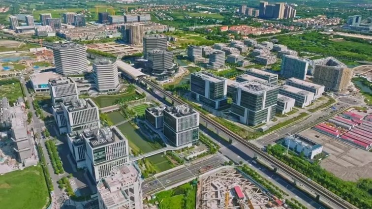 信心凝聚力量，实干开创未来！青浦区各界认真学习贯彻落实区两会精神