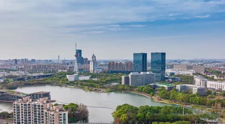 信心凝聚力量，实干开创未来！青浦区各界认真学习贯彻落实区两会精神