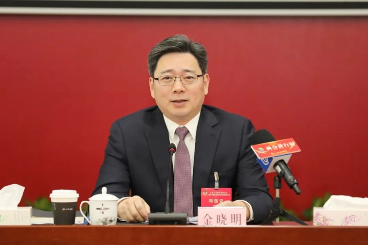 汇聚各方力量，努力把美好蓝图转化为现实图景！区政协举行联组讨论