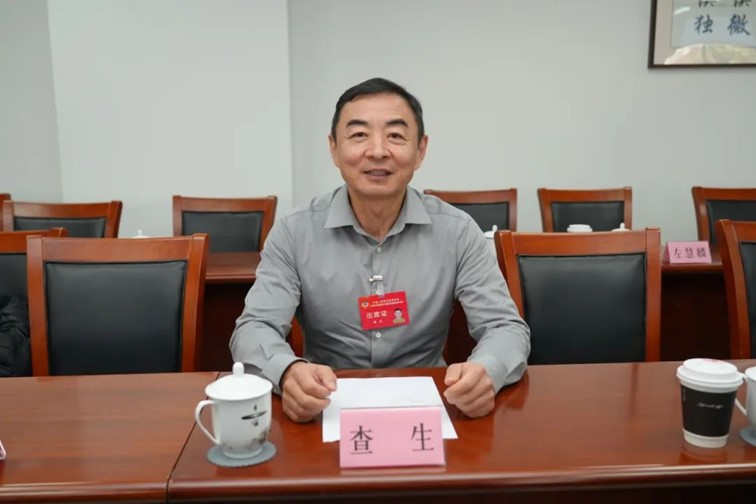 成就鼓舞人心，蓝图催人奋进！区政协委员热议两会｜两会进行时