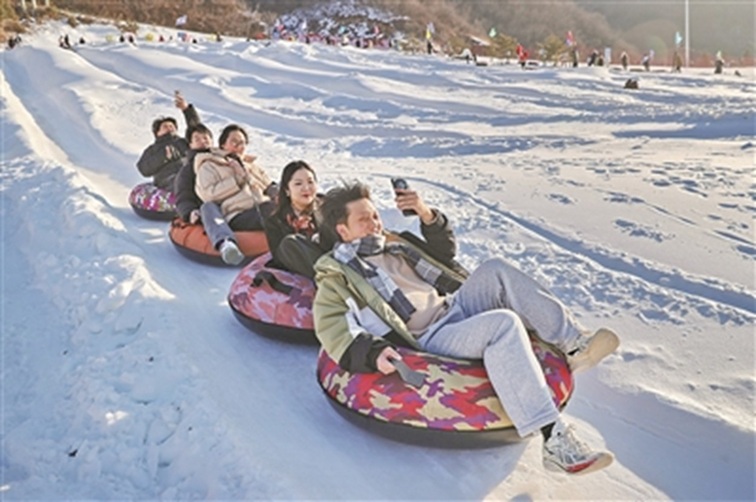 【国务院信息】旅游过年释放消费新动能 【国务院信息】旅游过年释放消费新动能