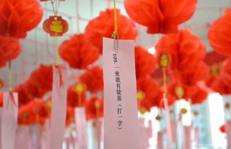 提一盏花灯入梦江南，来青浦用一场元宵灯海收官蛇年春节！