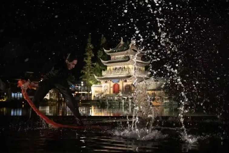 318青浦旅游日丨花影婆娑春意浓，青浦剧场与春天一道欢歌！