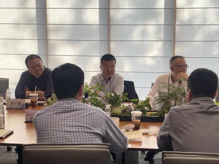 区新一代信息技术产业专班：市区合力推进“六个一” 打造数字经济新高地