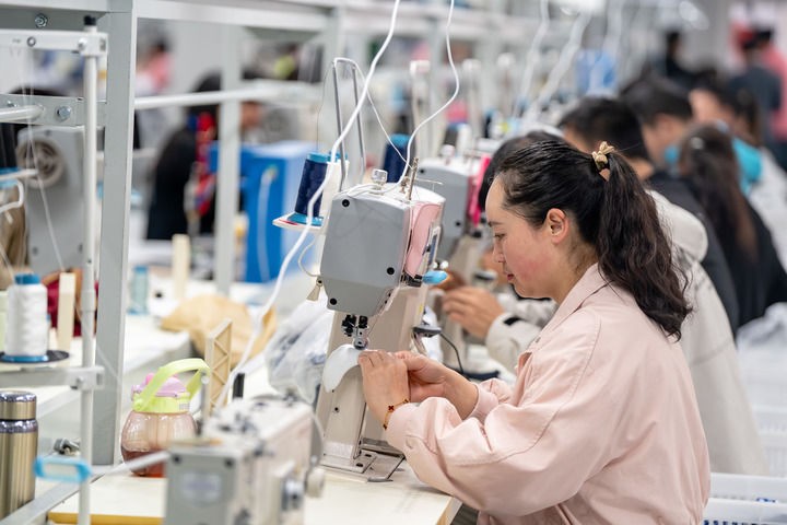 【国务院信息】以高质量发展的确定性应对各种不确定性——中国经济圆桌会聚焦“四稳”