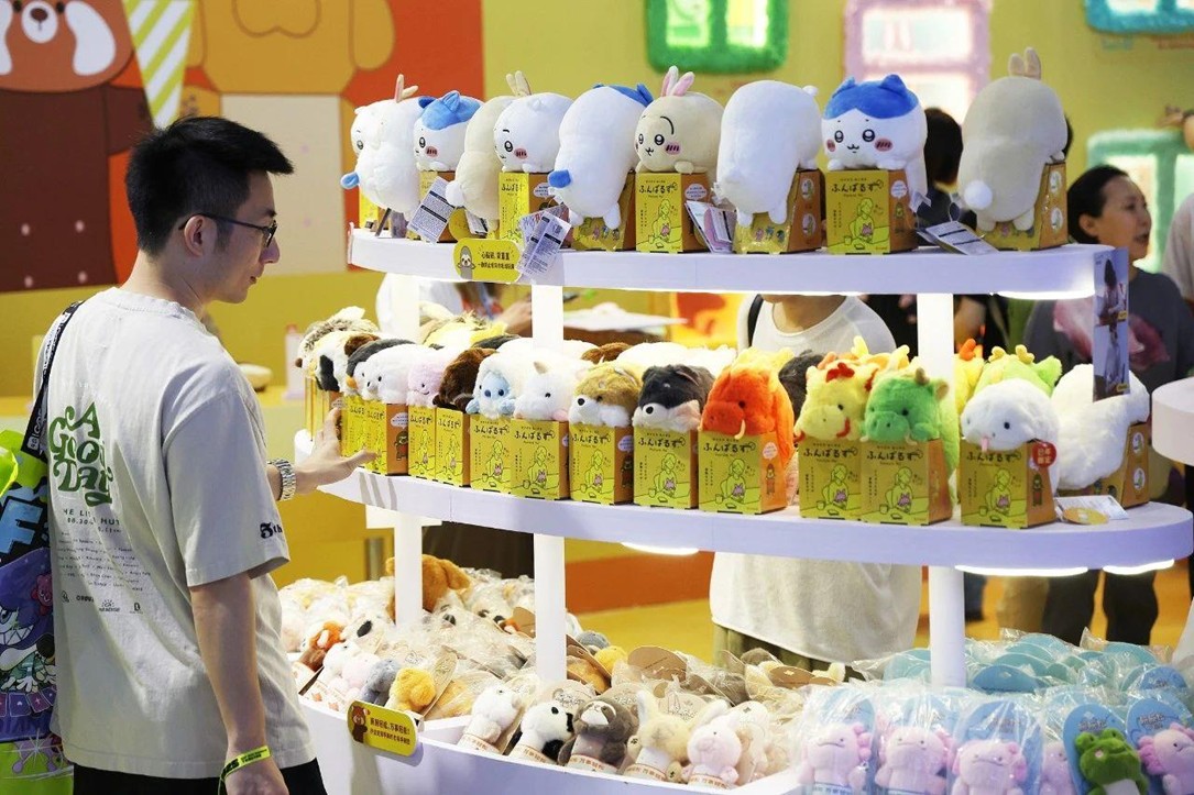 【国务院信息】国际品牌首发，为何频频青睐中国