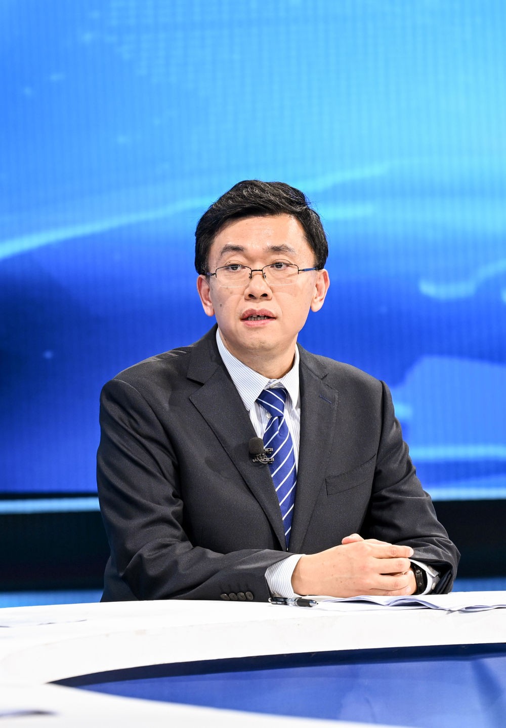 【国务院信息】建起“超链接” 助力中国经济向新而行——“中国经济圆桌会”共话科技创新与产业创新深度融合
