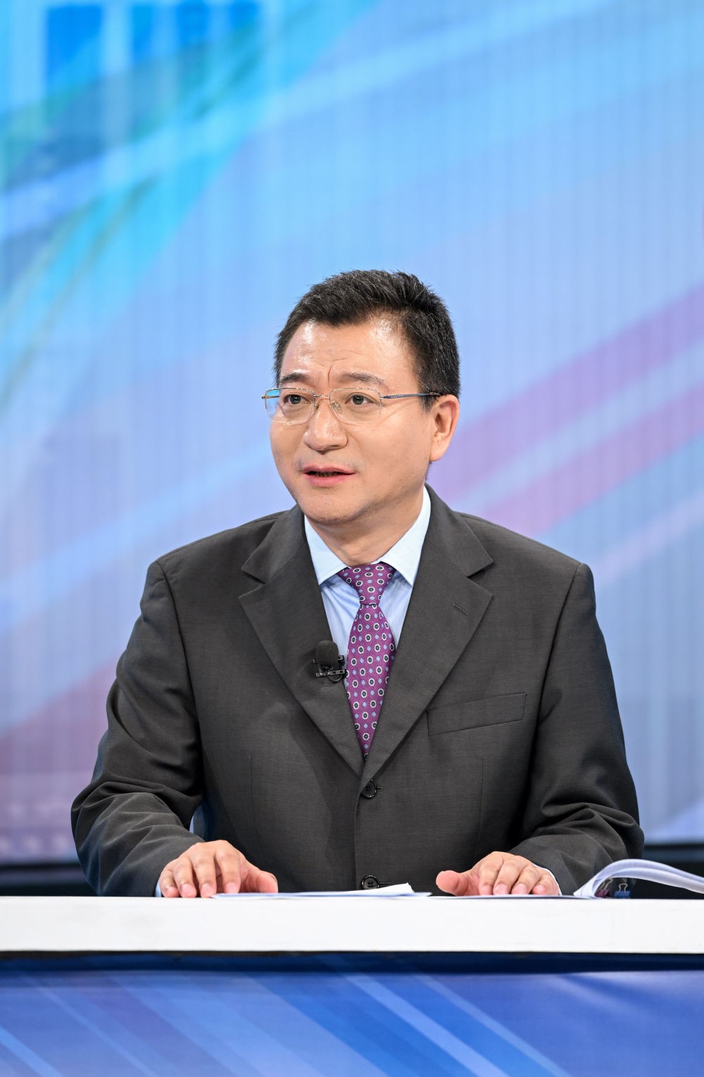 【国务院信息】建起“超链接” 助力中国经济向新而行——“中国经济圆桌会”共话科技创新与产业创新深度融合