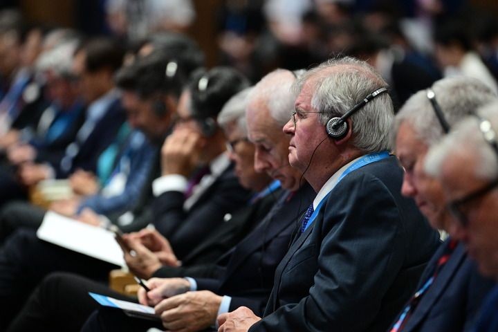 【国务院信息】携手中国 投资未来——从第二十五届投洽会看“引进来”“走出去”新气象