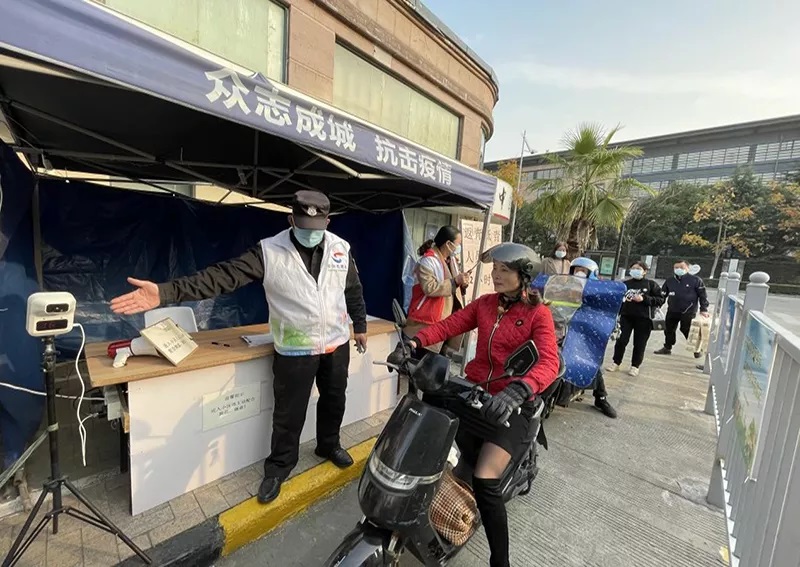 1221_220057_417.jpg 1.jpg