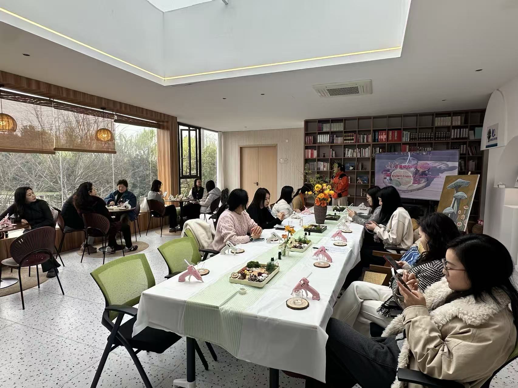 0306_190344_619.jpg 3.jpg