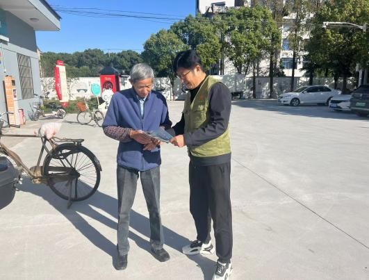 携手同行，青浦退役军人暖心护航进博