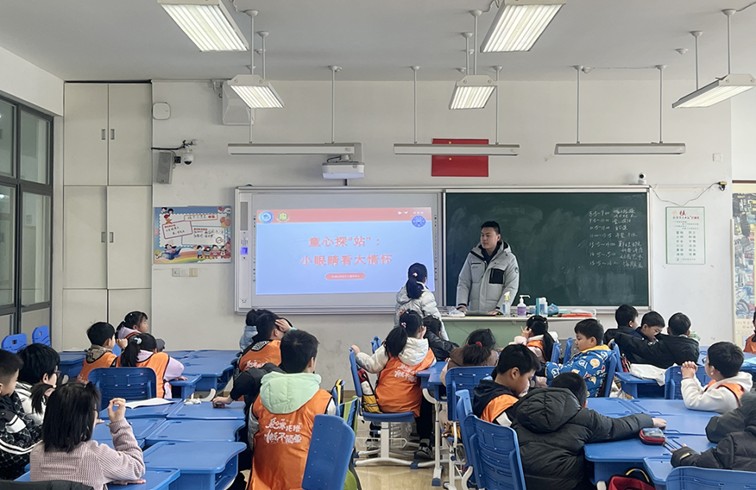“探秘”退役军人服务站，传递尊崇之光