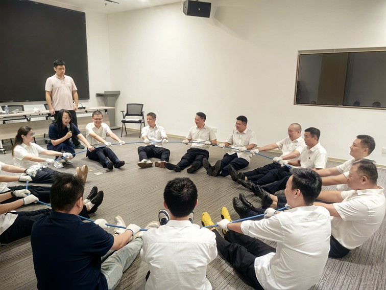 从“心”出发，齐鼓同行——老兵热线为进博护航注入“心”能量