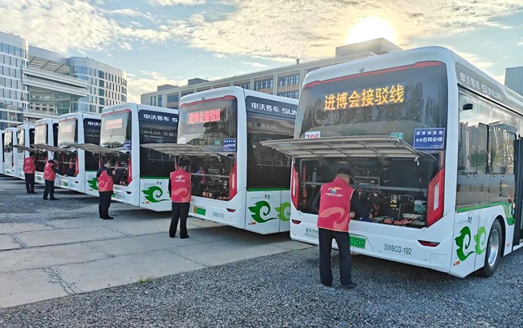 续写军人本色 护航进博平安