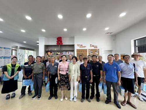 五年热线情牵老兵 四季游园筑牢“心灵铠甲”