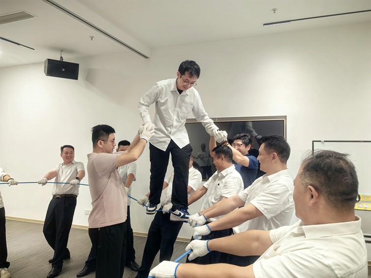 从“心”出发,齐鼓同行——老兵热线为进博护航注入“心”能量 从“心”出发,齐鼓同行——老兵热线为进博护航注入“心”能量