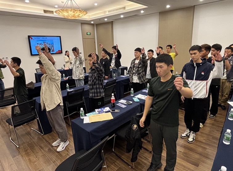 指令“反”着来，心态“正”过来——老兵热线助力退役军人“心”启航