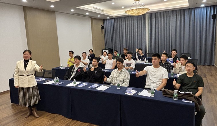 指令“反”着来，心态“正”过来——老兵热线助力退役军人“心”启航