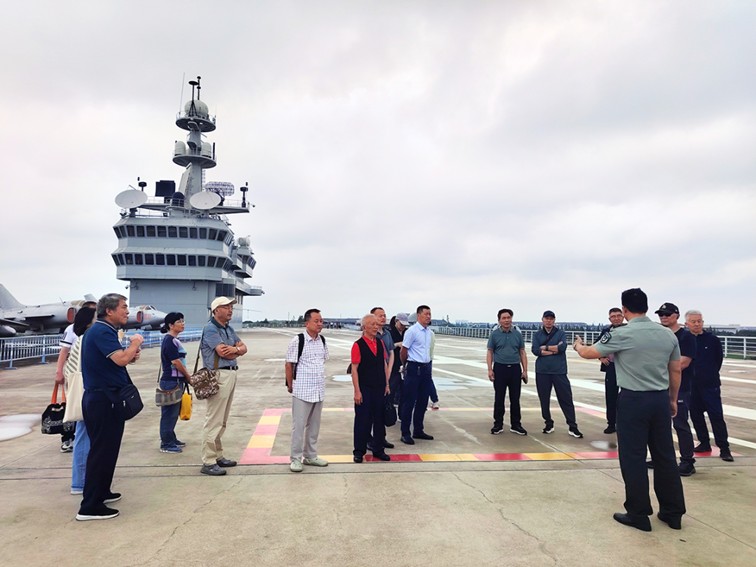 “致敬胜利八十载，绿舟寻迹砺初心”—四区军休机构联合主题实践活动在青举行