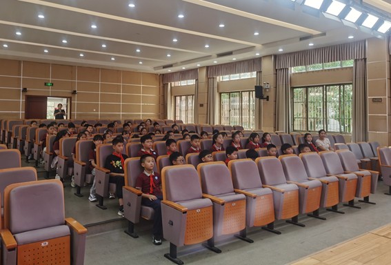 铭记历史，薪火相传！——军休干部周政伟走进沈巷小学讲述抗战故事