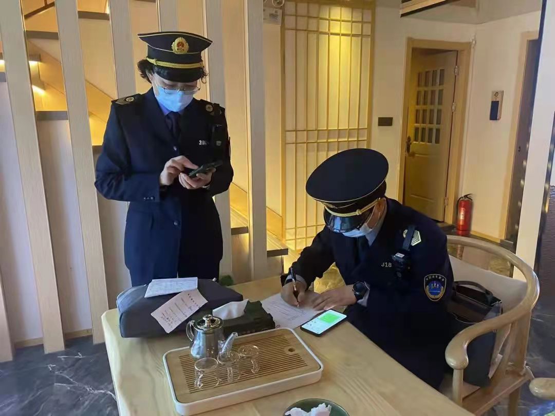 青浦区开展第一季度控烟联合执法行动