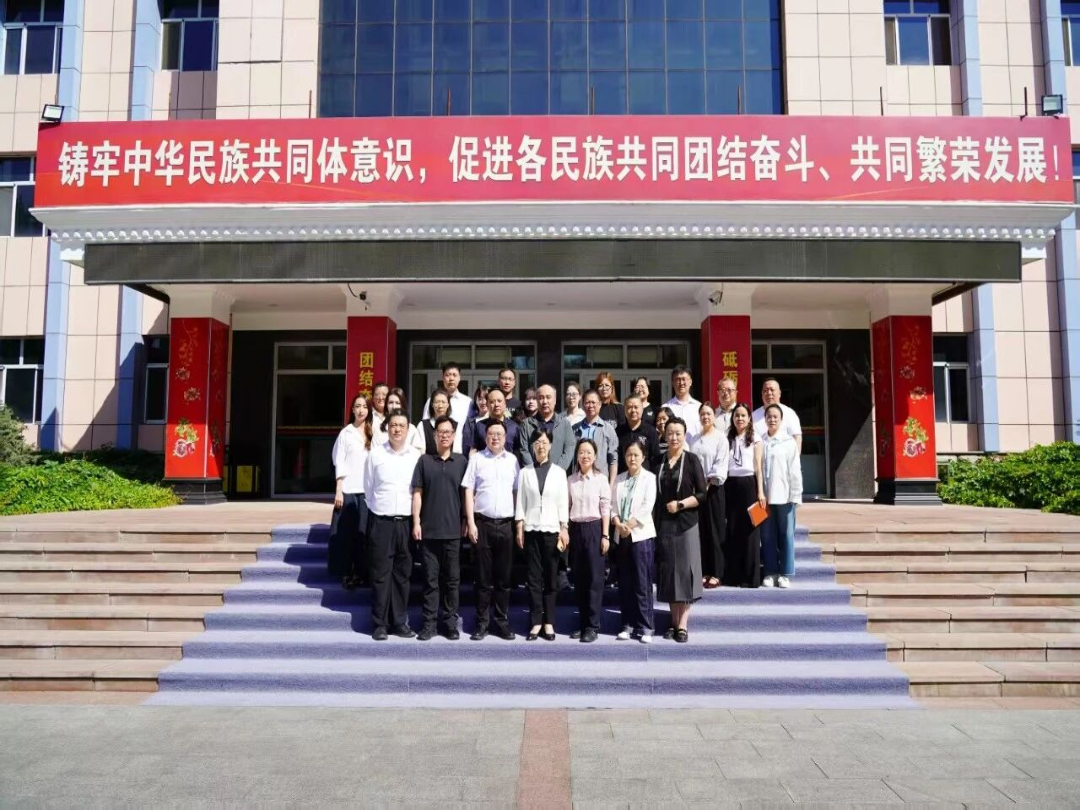 青浦区卫健代表团赴新疆克拉玛依市开展对口协作交流