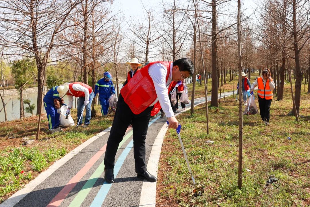 0325_144552_454.jpg 0325_144552_454.jpg