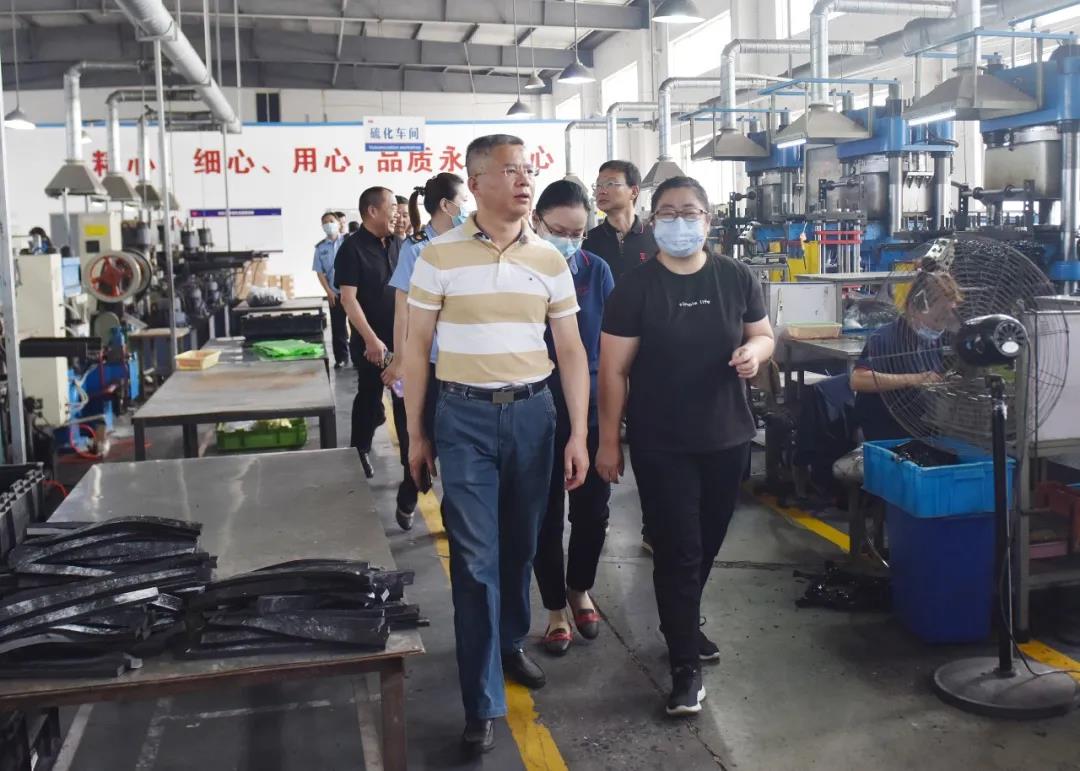 0623_101344_779.jpg 0623_101344_779.jpg