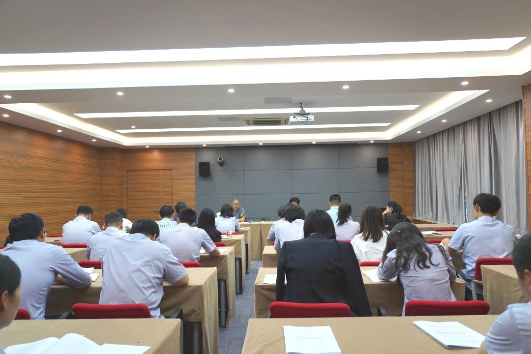 区医保局召开学习贯彻习近平新时代中国特色社会主义思想主题教育部署会