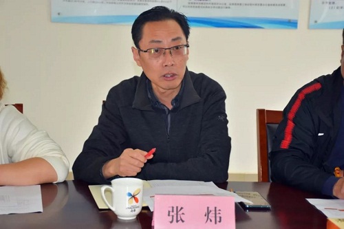 区委常委,副区长姜爱锋带队到赵巷镇就"农民集中居住"工作作现场调研