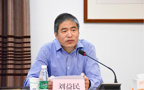 赵巷镇人大召开听取相关建设项目情况汇报会议