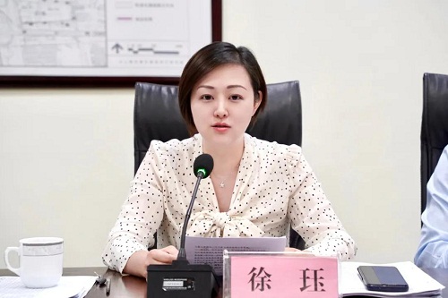 徐珏,沈竹林,张炜,刘磊等镇领导出席会议.镇相关单位负责人参加会议.