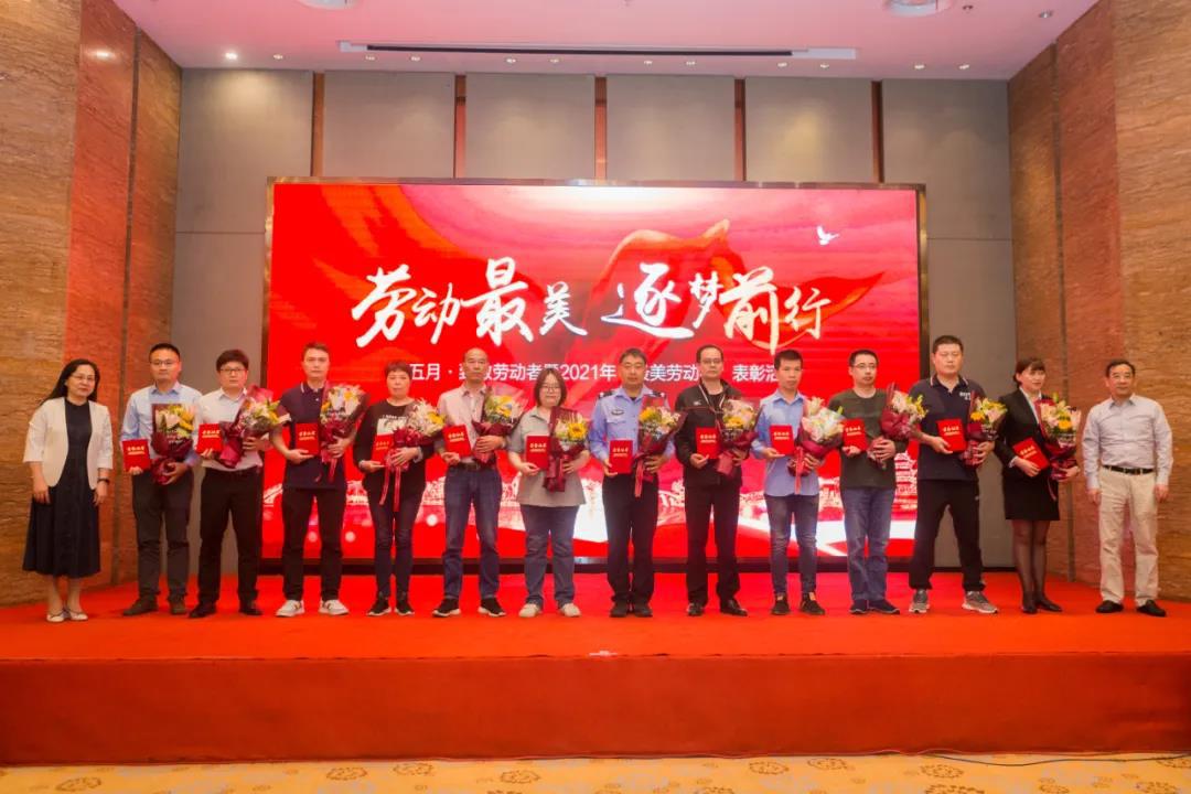 0528_142535_772.jpg 0528_142535_772.jpg